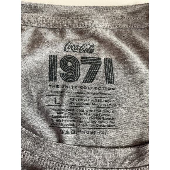 Coca-Cola 1971 Unity Collection Women’s Large T-Shirt Gray - Picture 6 of 6